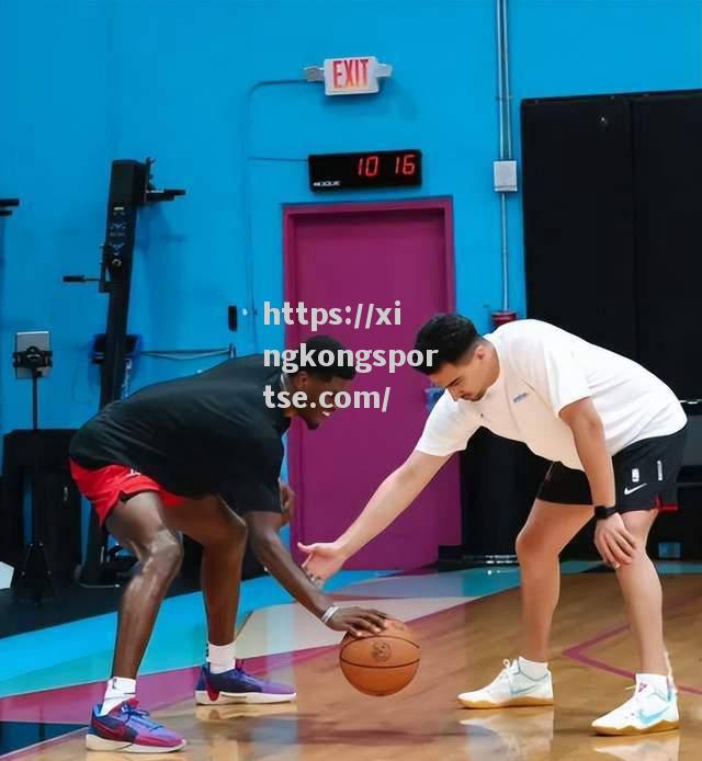 NBA球员备战新赛季，训练积极有序